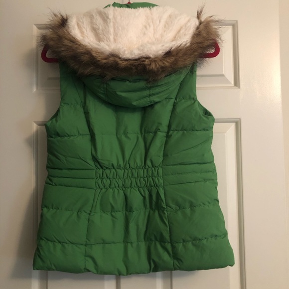 Like-new super plush green Sherpa lined vest - Picture 2 of 5
